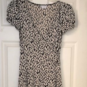 London Times, size 6 dress